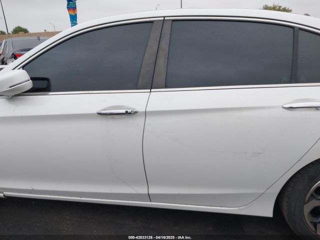 1HGCR2F88GA005268 Honda k24w1