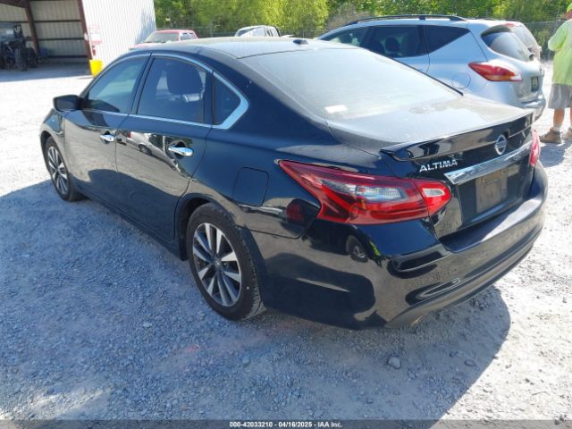 1N4AL3AP1HC288927 Nissan Altima 2.5 Sv