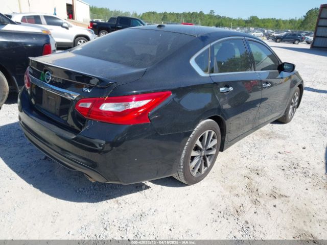 1N4AL3AP1HC288927 Nissan Altima 2.5 Sv