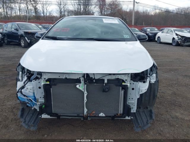 JTNC4MBE6R3215200 Toyota Corolla Xse