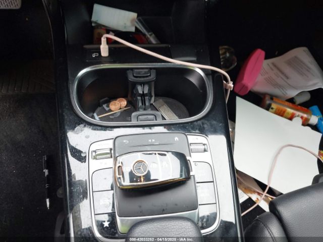 WDD3G4EB3KW027838 Mercedes-Benz A 220