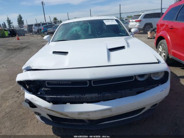 2C3CDZAG7KH669998 Dodge Challenger Sxt