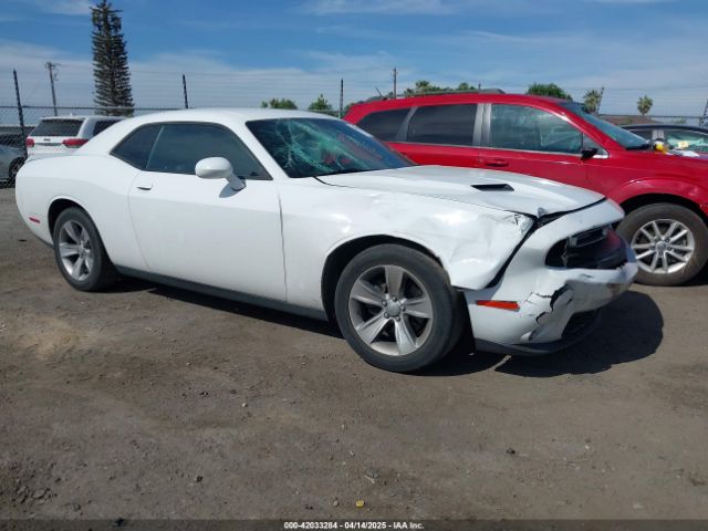 2C3CDZAG7KH669998 Dodge Challenger Sxt