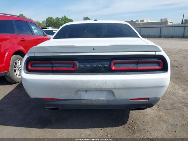 2C3CDZAG7KH669998 Dodge Challenger Sxt