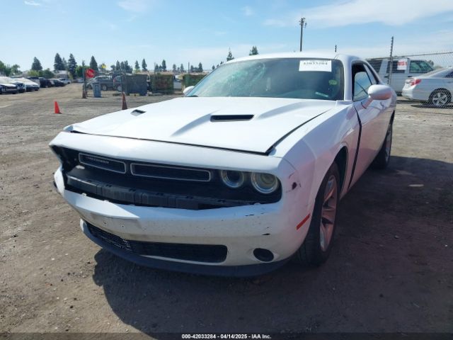 2C3CDZAG7KH669998 Dodge Challenger Sxt