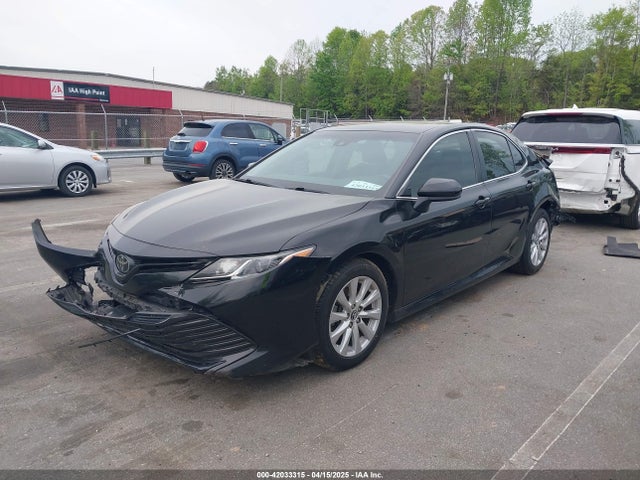 4T1B11HKXJU605702 Toyota CAMRY LE