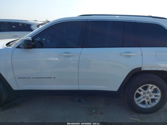 1C4RJHAG8N8597860 Jeep Grand Cherokee Laredo 4x4