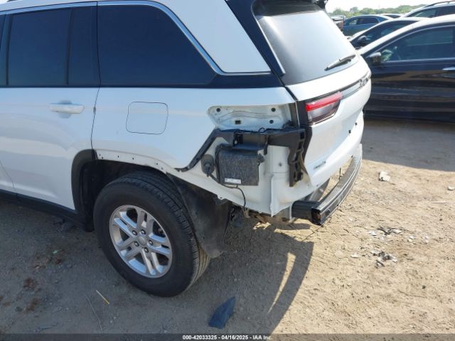 1C4RJHAG8N8597860 Jeep Grand Cherokee Laredo 4x4
