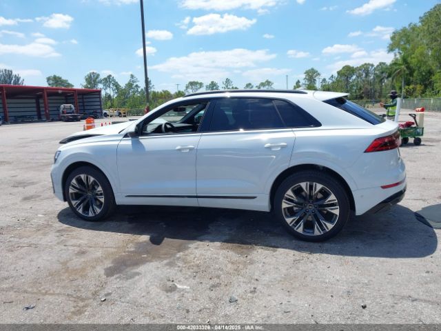 WA1EVBF18SD011370 Audi Q8 Premium Plus 55 Tfsi Quattro
