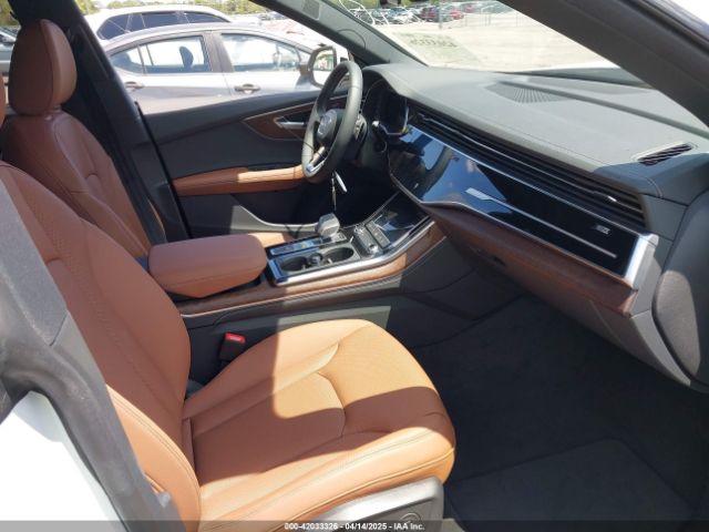 WA1EVBF18SD011370 Audi Q8 Premium Plus 55 Tfsi Quattro
