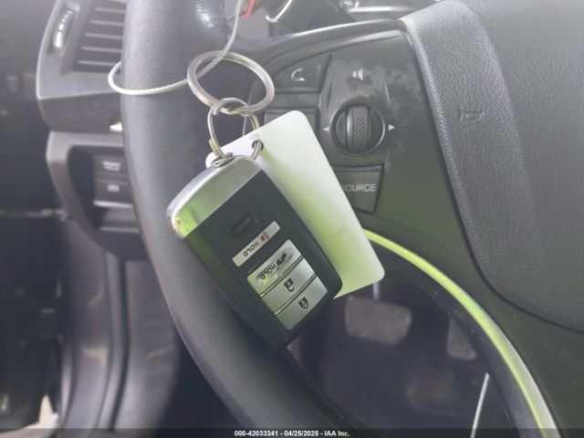 2017 ACURA MDX 5J8YD4H32HL001921 Photo 10