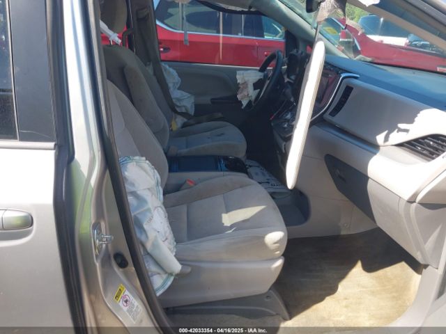 2015 TOYOTA SIENNA 5TDKK3DC5FS575998 Photo 4