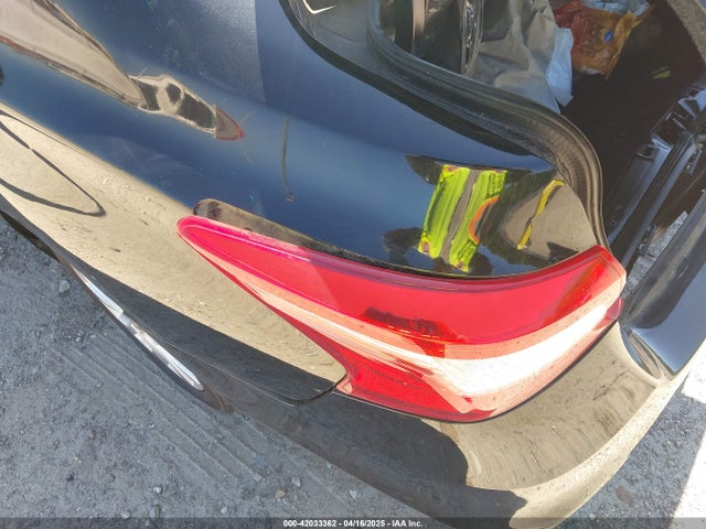 3N1AB7AP5JY260598 Nissan SENTRA SV