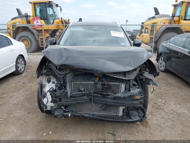 JN8AT3BA3MW016655 Nissan Rogue Sv Fwd