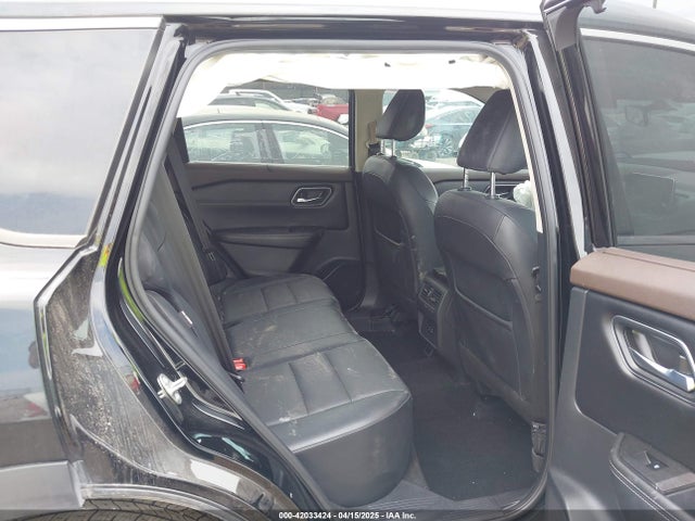 JN8AT3BA3MW016655 Nissan Rogue Sv Fwd