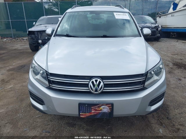 WVGBV7AX8HW505397 Volkswagen Tiguan 2.0t S