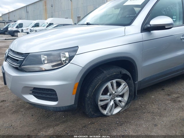 WVGBV7AX8HW505397 Volkswagen Tiguan 2.0t S