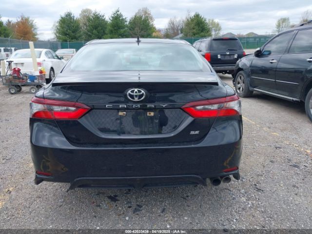 4T1G11AK2MU548996 Toyota CAMRY SE