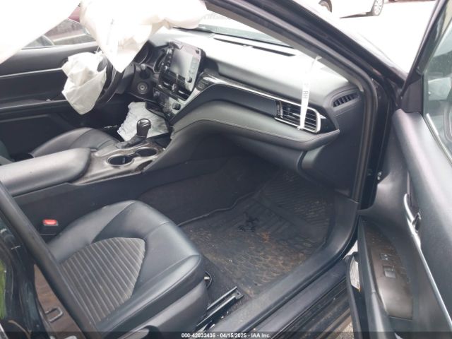 4T1G11AK2MU548996 Toyota CAMRY SE