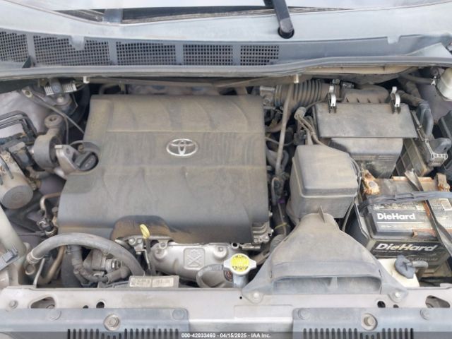 5TDKK3DC5FS610247 Toyota Sienna Le 8 Passenger