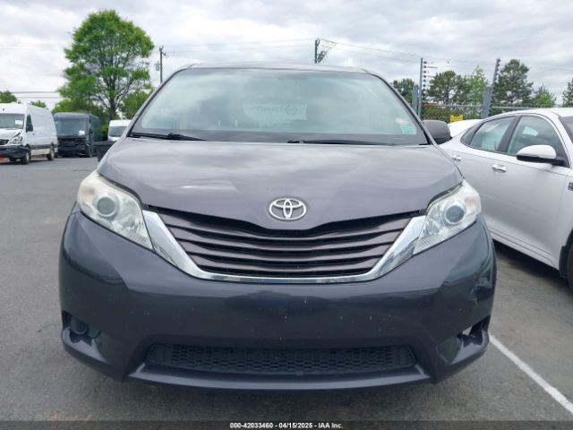 5TDKK3DC5FS610247 Toyota Sienna Le 8 Passenger
