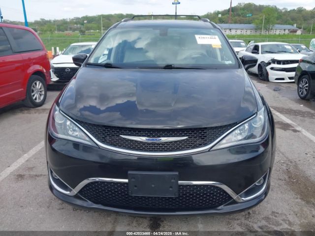 2C4RC1BG3KR597314 Chrysler Pacifica Touring L