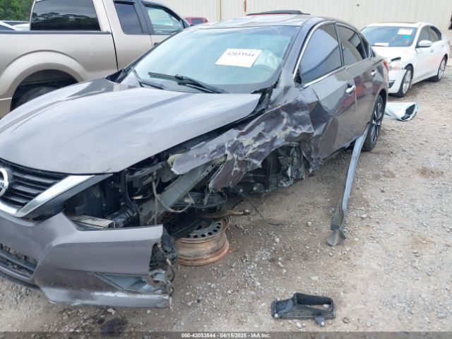 1N4AL3AP2JC182301 Nissan Altima 2.5 Sl