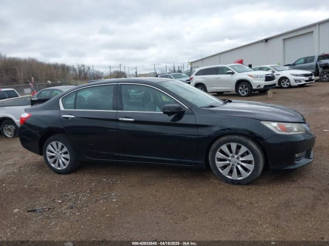 1HGCR3F95FA027886 Honda Accord Touring