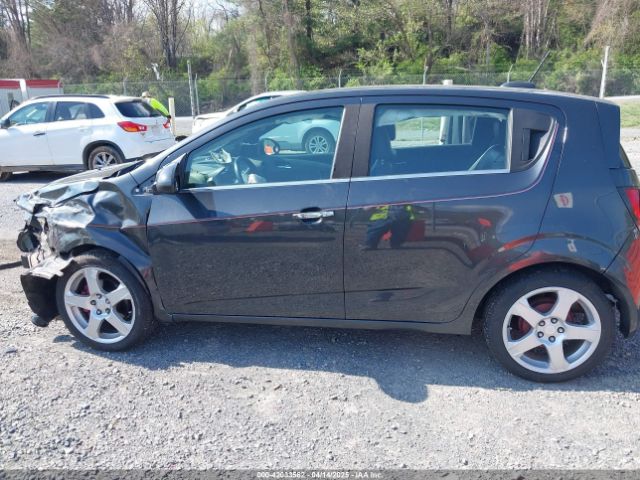 1G1JE6SB7F4201542 Chevrolet Sonic Ltz Auto