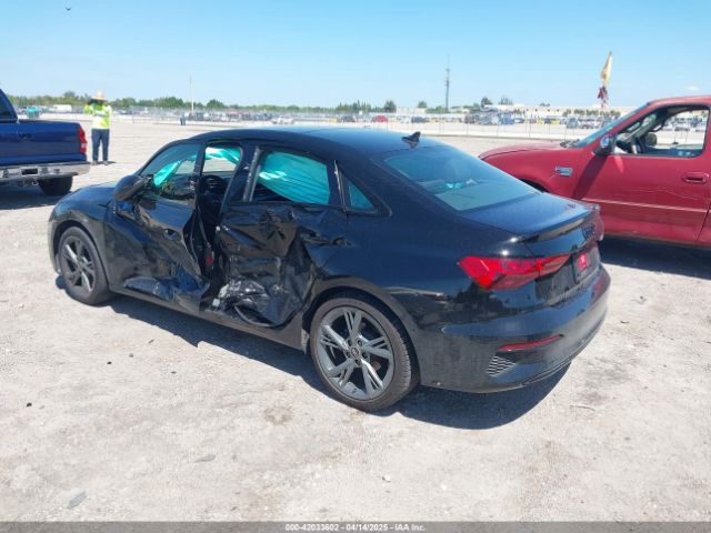 2024 AUDI A3 WAUHUDGYXRA047969 Photo 2