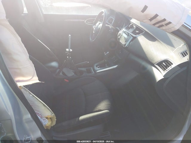 3N1AB7AP6JL643365 Nissan SENTRA SV