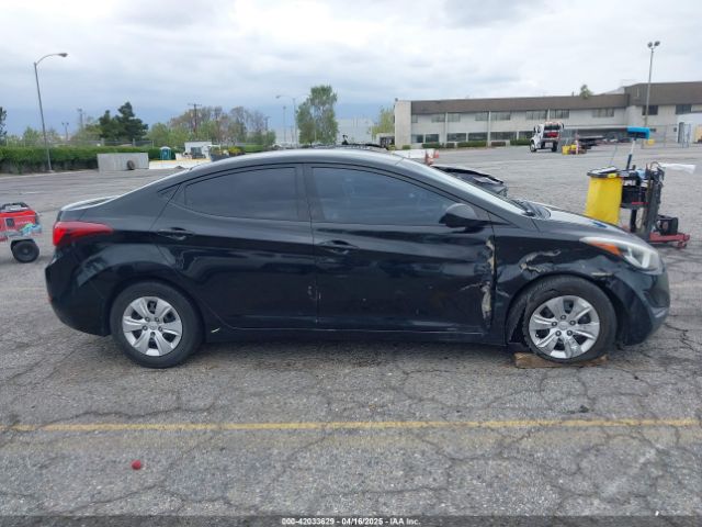 5NPDH4AE2GH711708 Hyundai ELANTRA SE