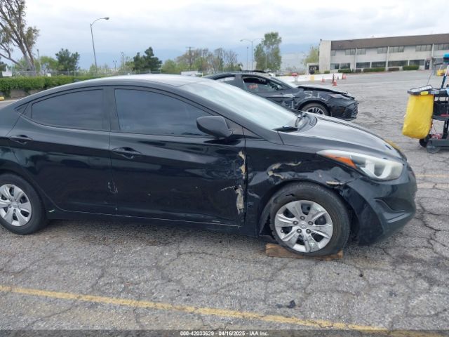 5NPDH4AE2GH711708 Hyundai ELANTRA SE