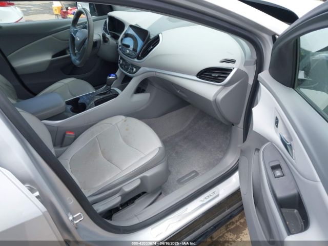 2018 CHEVROLET VOLT 1G1RC6S52JU140838 Photo 4