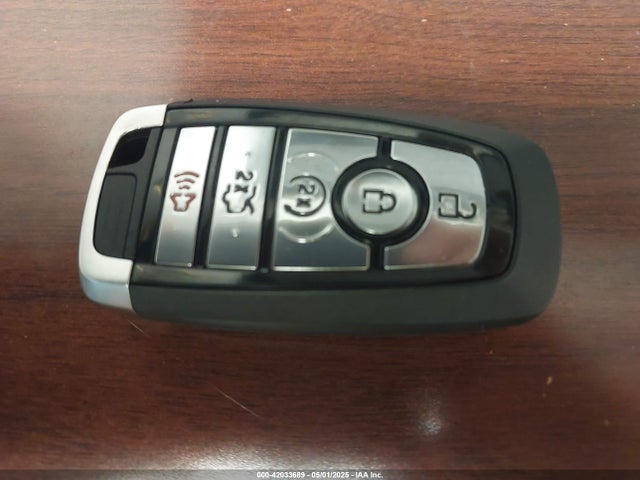 2FMPK4J9XKBB27140 Ford EDGE SEL