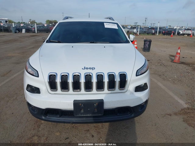 1C4PJMCS1GW185442 Jeep Cherokee Latitude