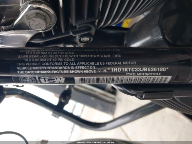 2018 HARLEY-DAVIDSON FLTRXS 1HD1KTC33JB636180 Photo 9
