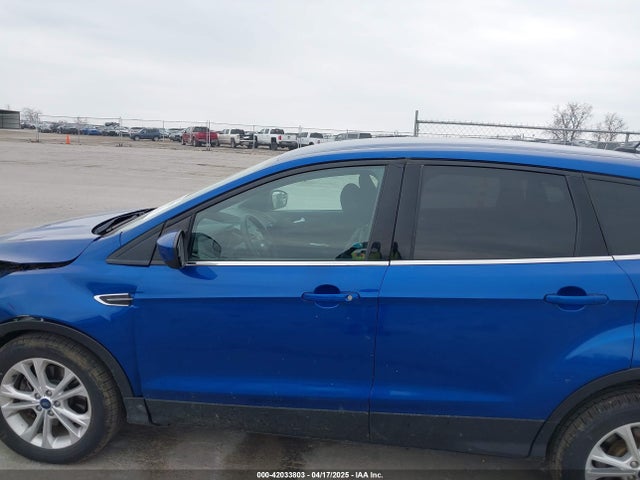1FMCU0G93HUB18727 Ford ESCAPE SE