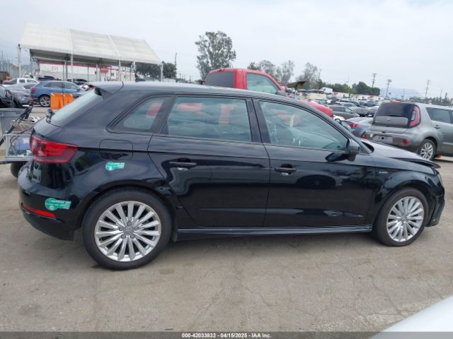 WAUUPBFF9GA152834 Audi A3 E-tron 1.4t Premium