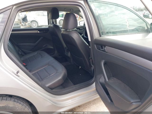 1VWAT7A36EC100510 Volkswagen Passat 1.8t Wolfsburg Edition