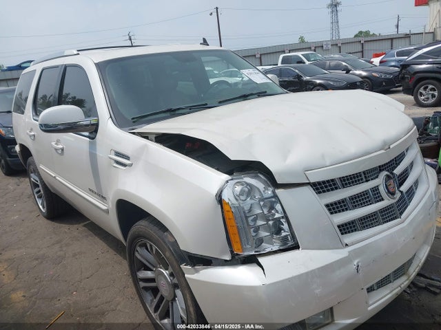 2013 CADILLAC ESCALADE 1GYS4CEF3DR182414 Photo 0