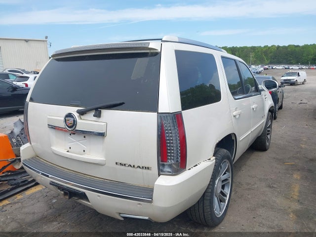 2013 CADILLAC ESCALADE 1GYS4CEF3DR182414 Photo 3