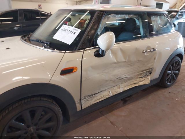 2016 MINI HARDTOP WMWXP5C59G3B76021 Photo 5