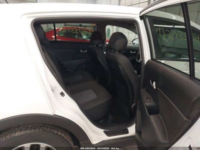 KNDPB3AC4E7620951 KIA Sportage Lx