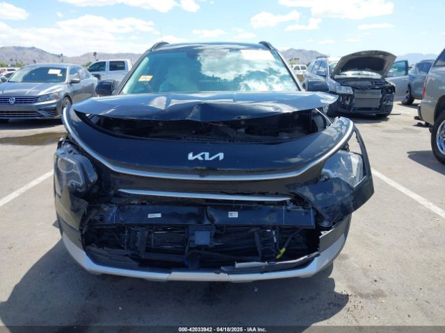KNDCR3LE1P5100018 KIA NIRO EX