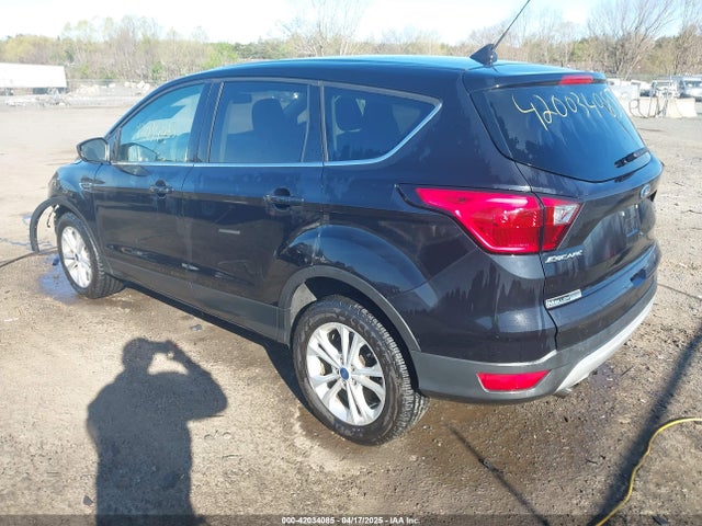 1FMCU9GD7KUA91516 Ford ESCAPE SE