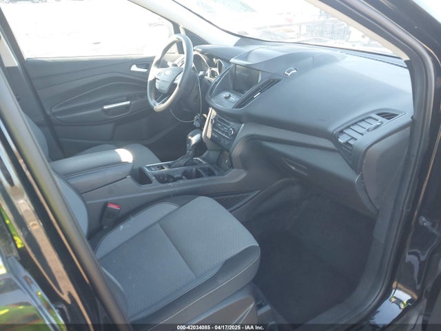 1FMCU9GD7KUA91516 Ford ESCAPE SE