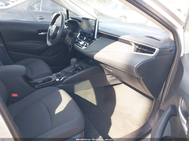 5YFEPMAE8MP188765 Toyota COROLLA LE