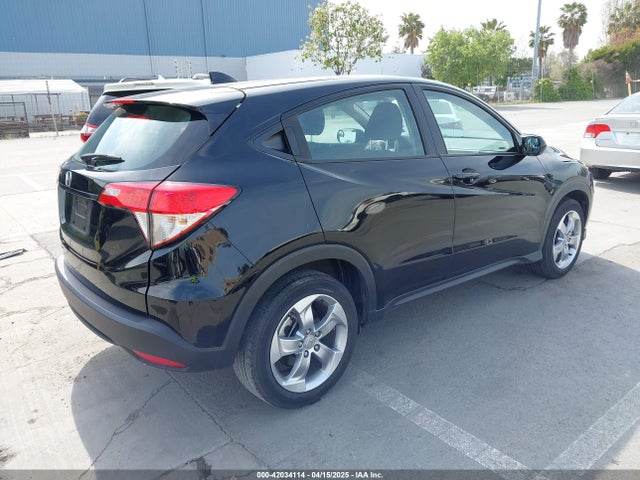 3CZRU5H33NM737697 Honda Hr-v 2wd Lx