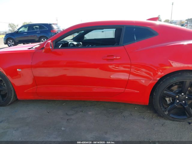 1G1FB1RS1J0105154 Chevrolet Camaro 1lt